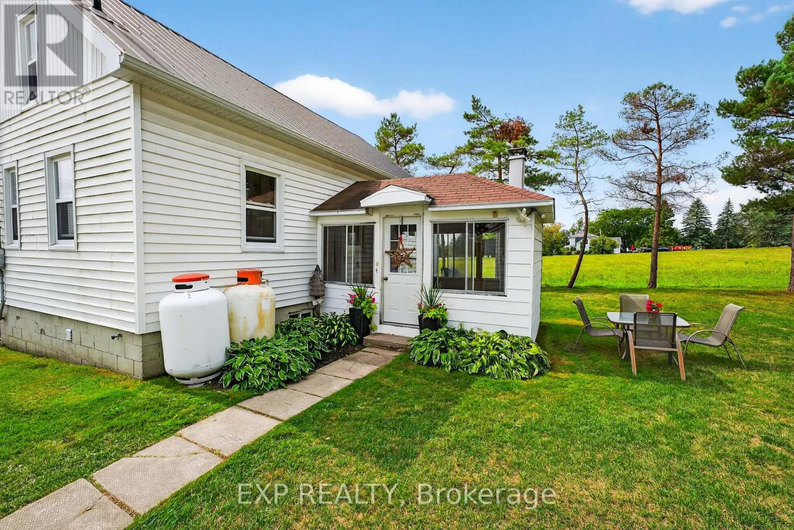 2619 COUNTY RD 11 ROAD