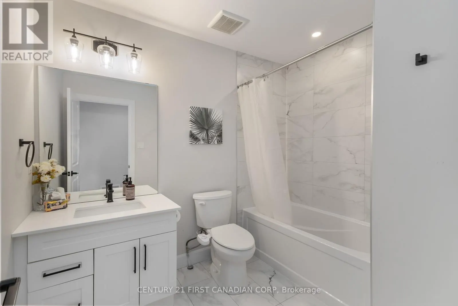 6707 ROYAL MAGNOLIA AVENUE
