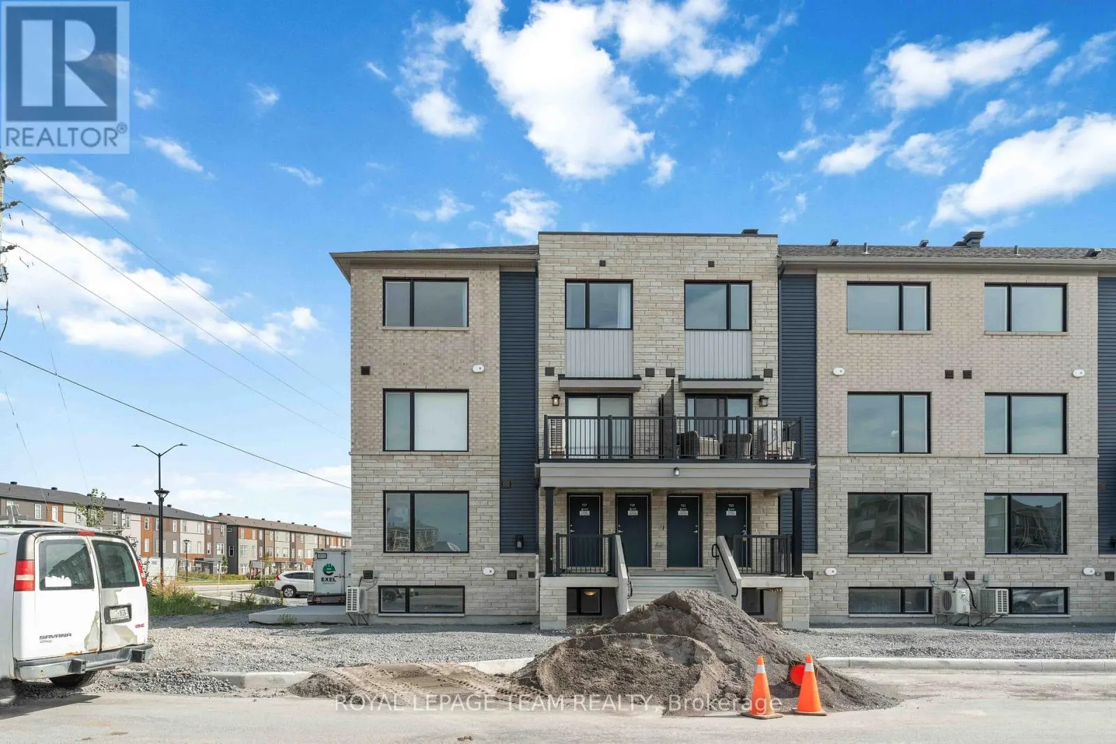 719 ARCADIAN PRIVATE