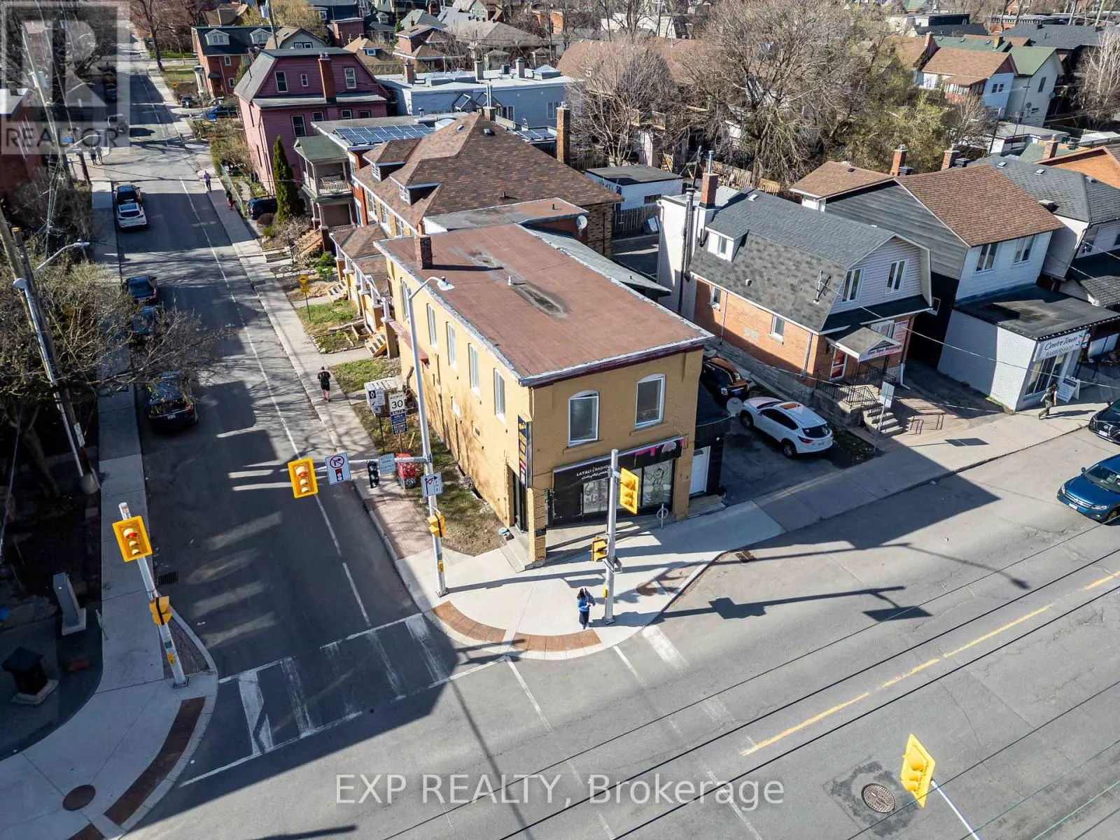 549 GLADSTONE AVENUE