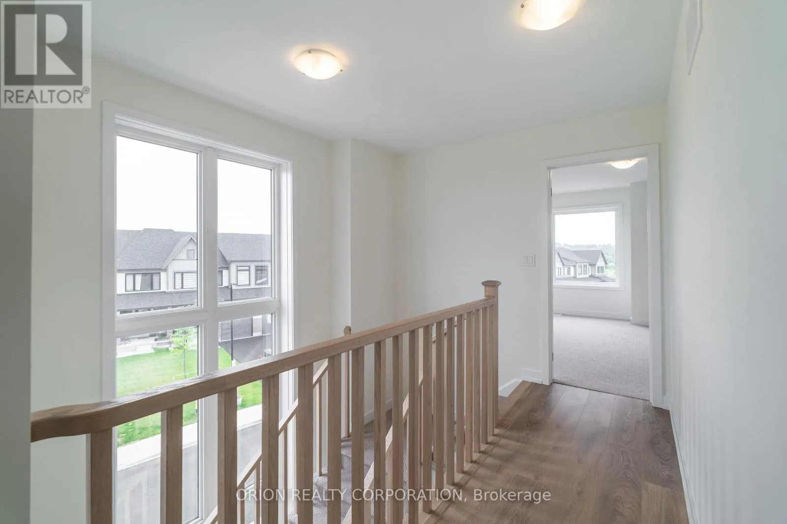 19 - 160 DENSMORE ROAD