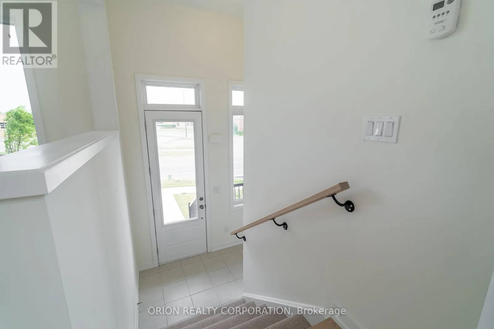 19 - 160 DENSMORE ROAD