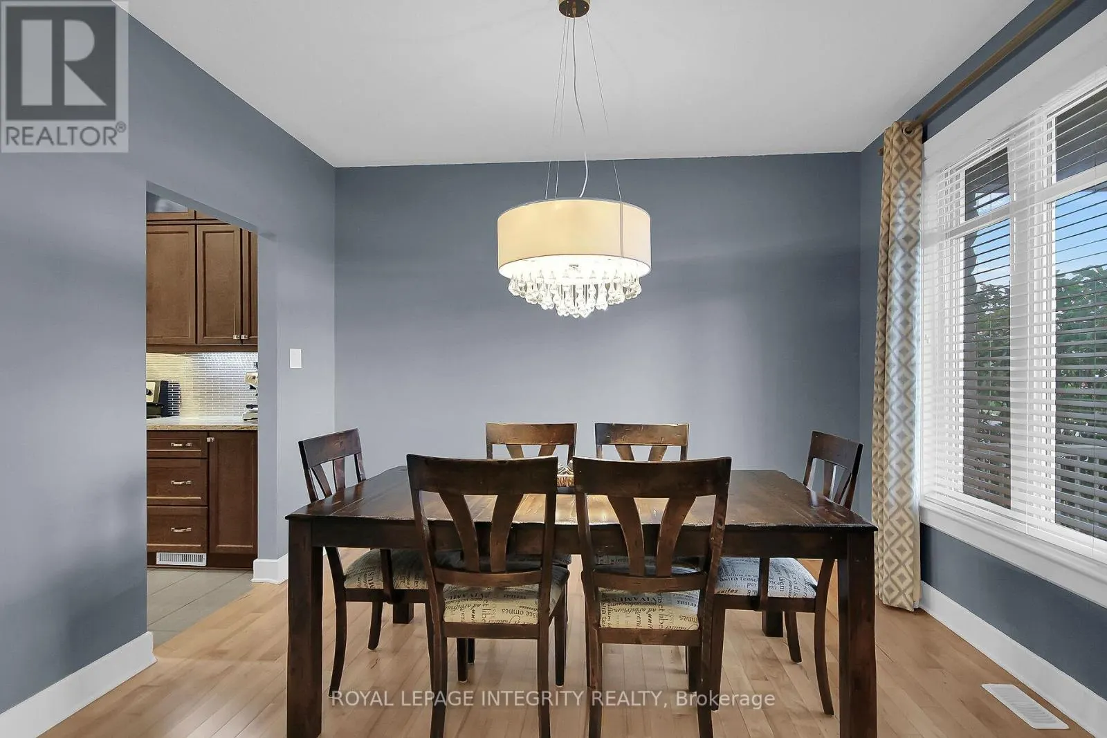15 YORK CROSSING