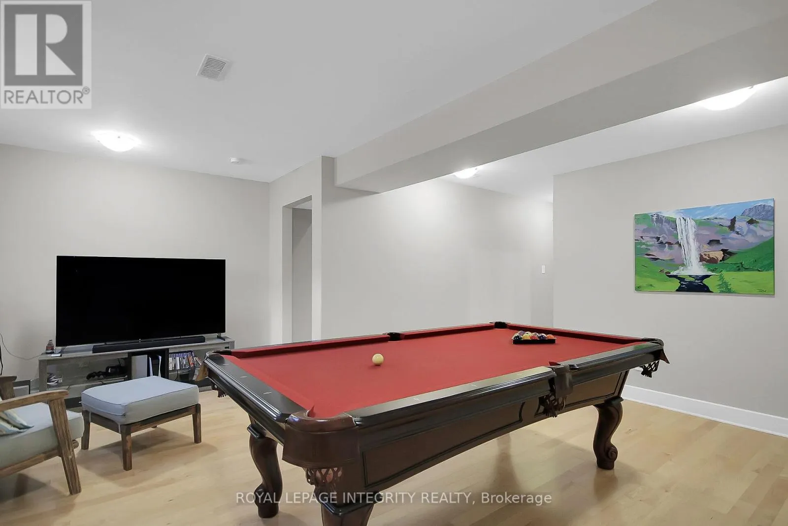 15 YORK CROSSING
