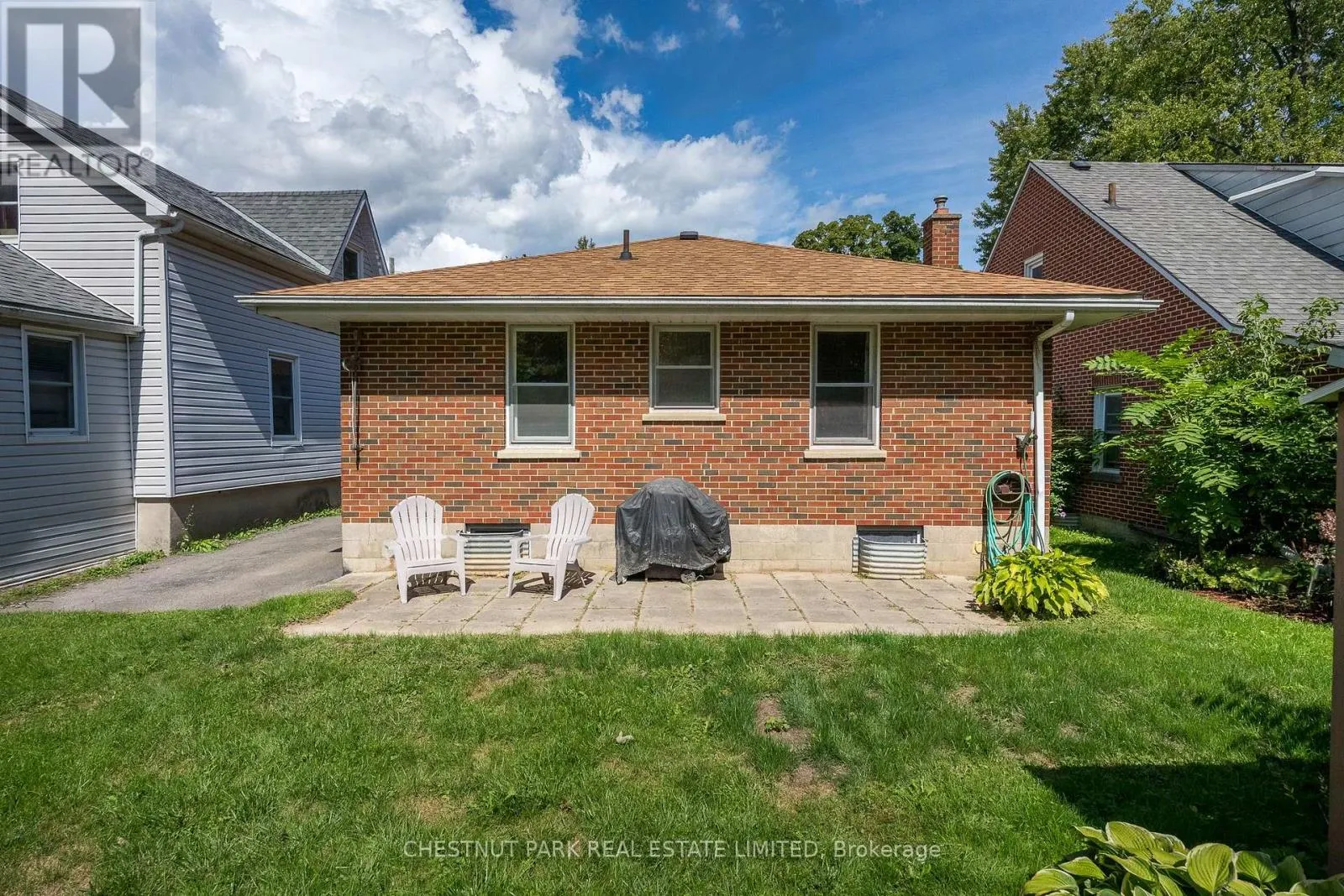 9 DOWNES AVENUE