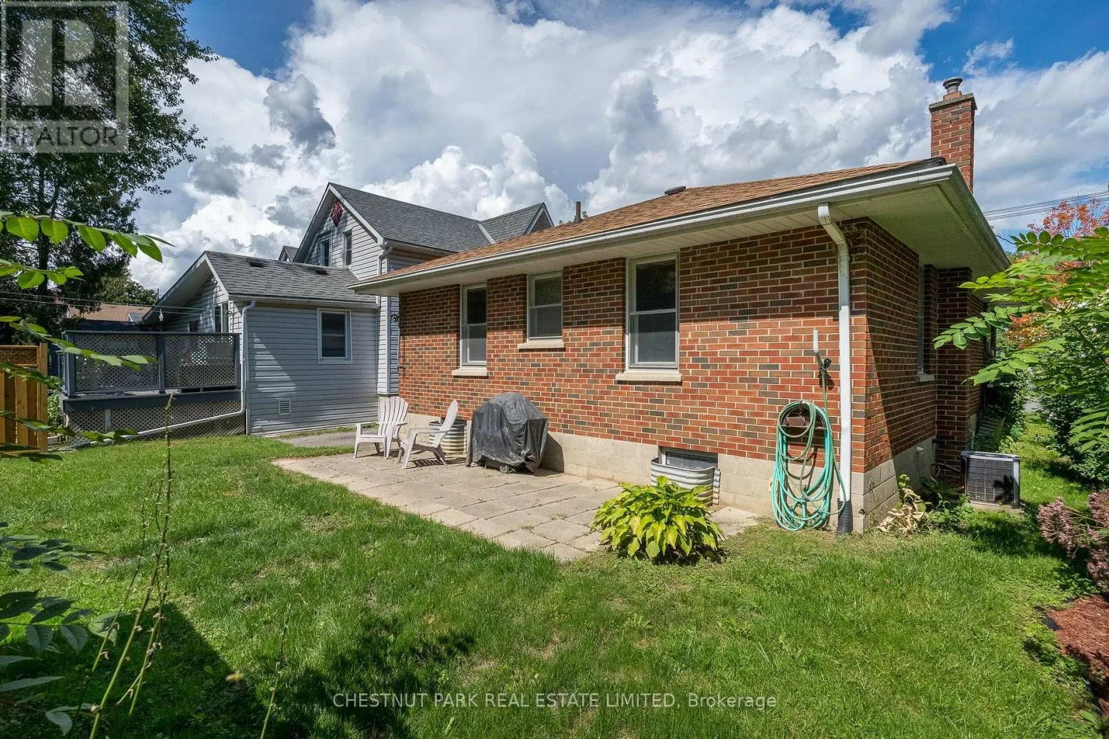 9 DOWNES AVENUE