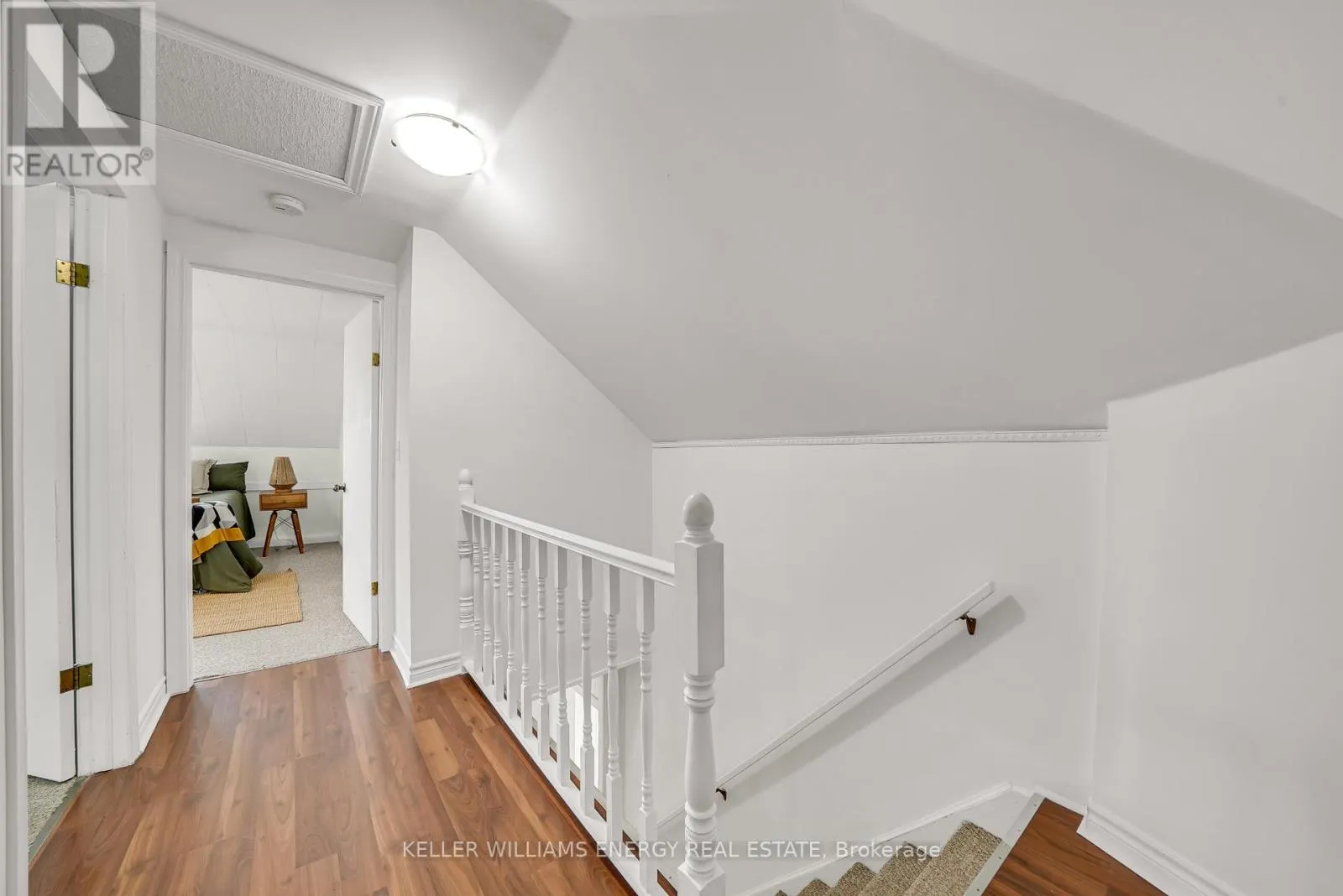 319 SECOND AVENUE