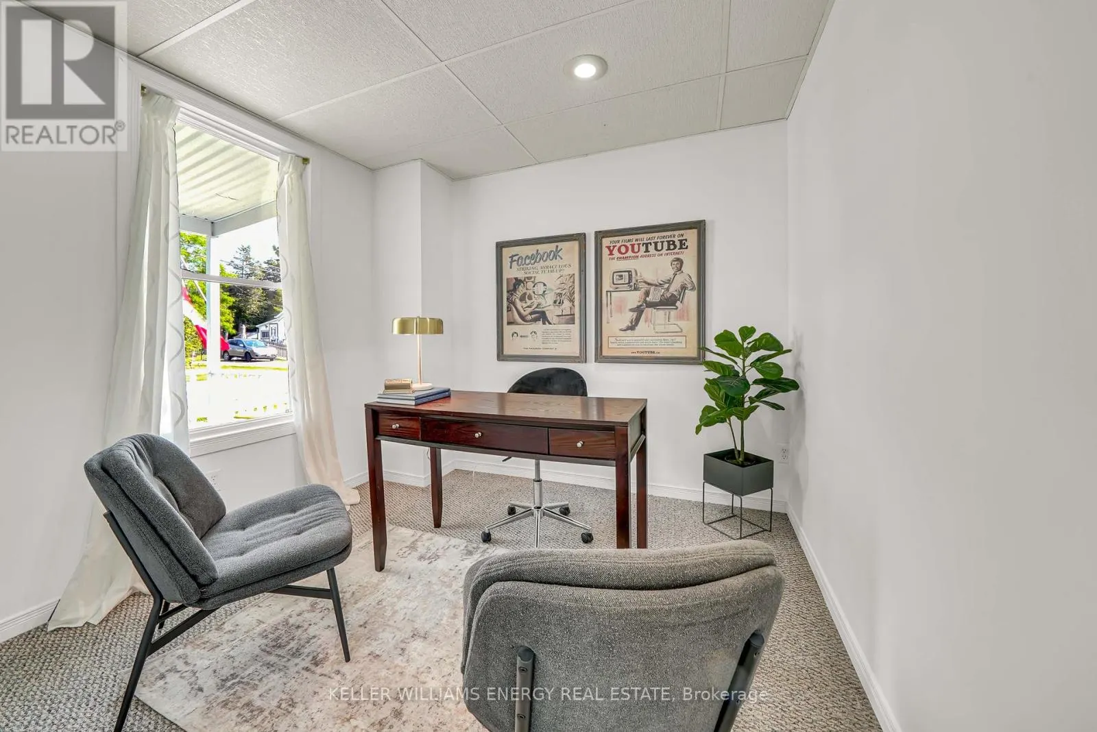 319 SECOND AVENUE