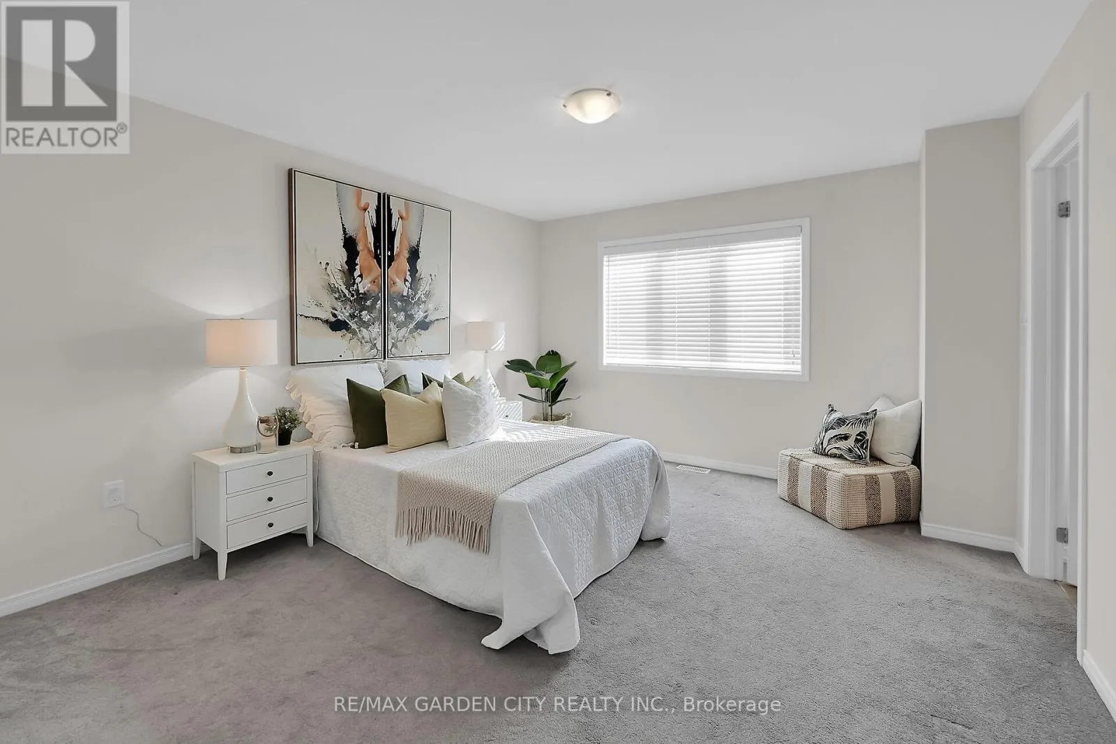 7774 REDBUD LANE
