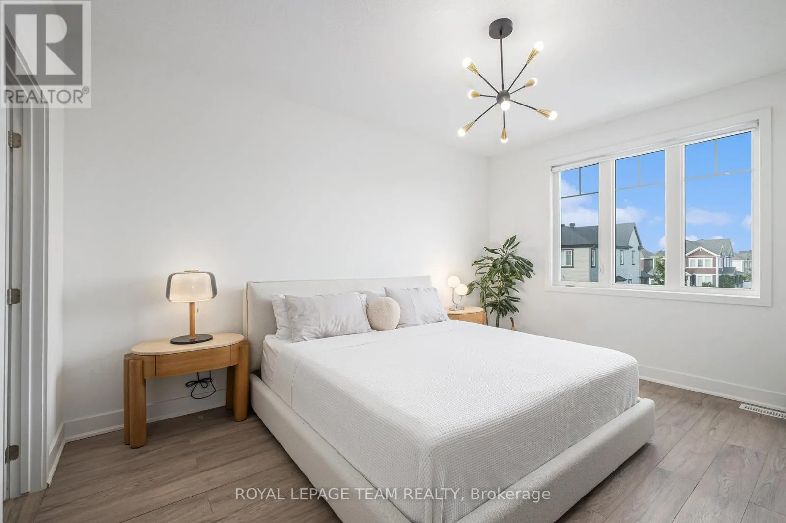 622 MALAHAT WAY