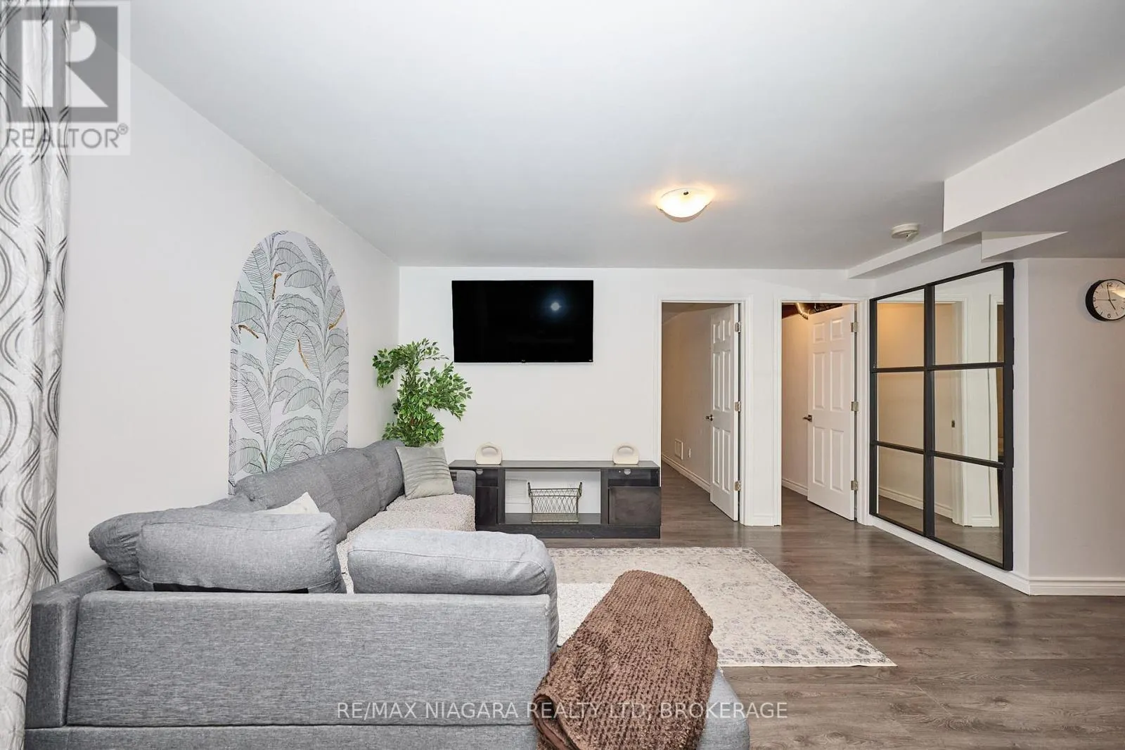 7185 STACEY DRIVE