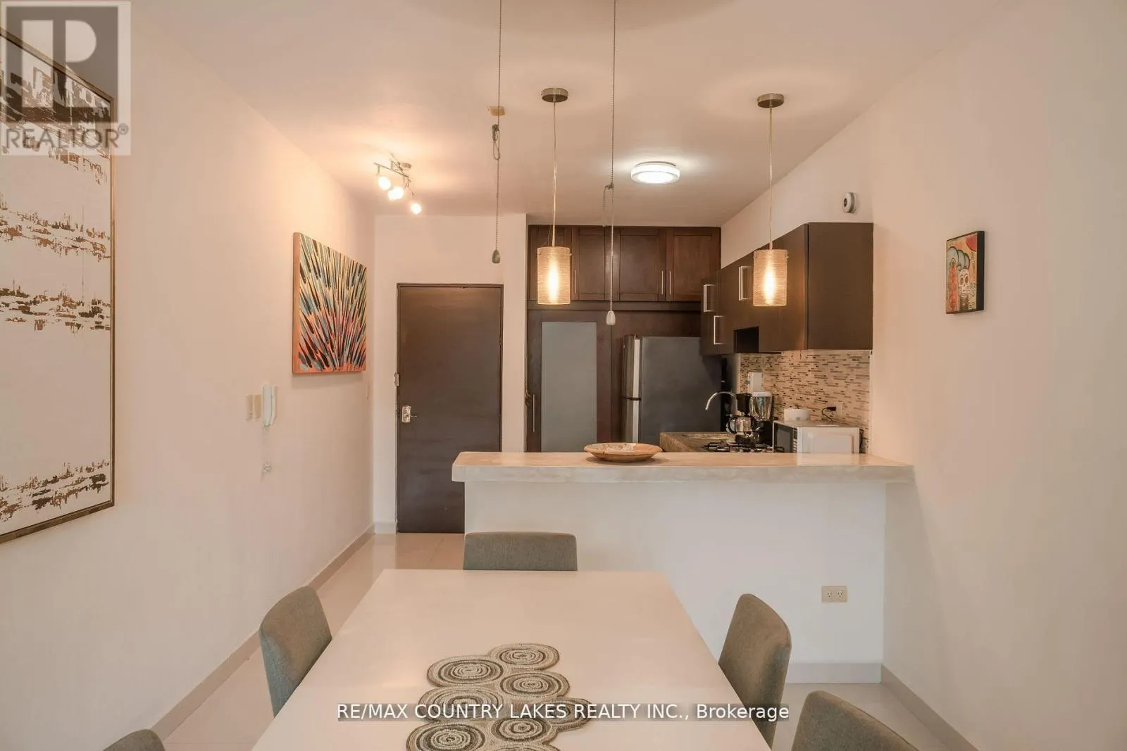301C - LUZ CHEMUYIL STREET W