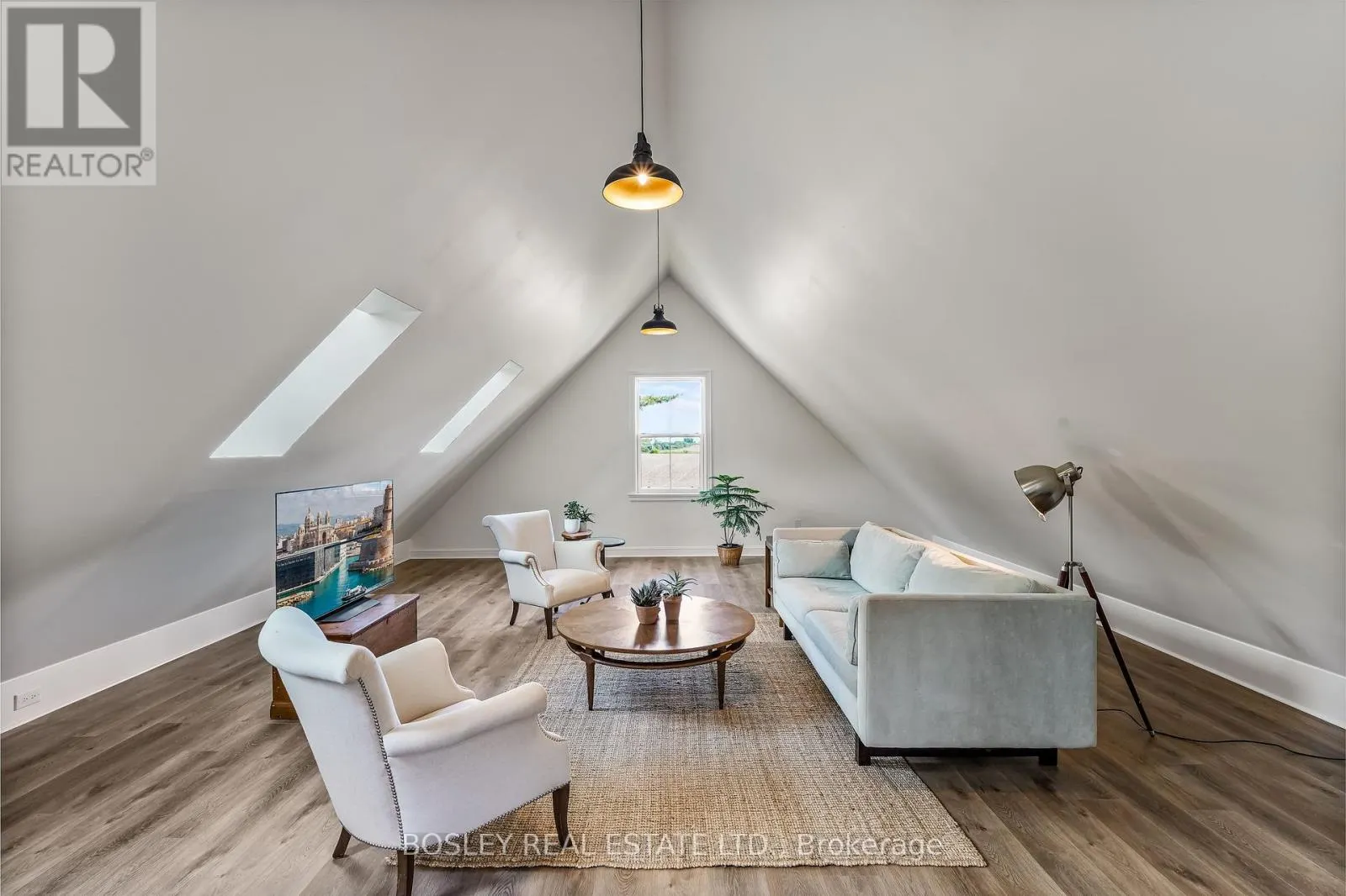 3055 SAWMILL ROAD