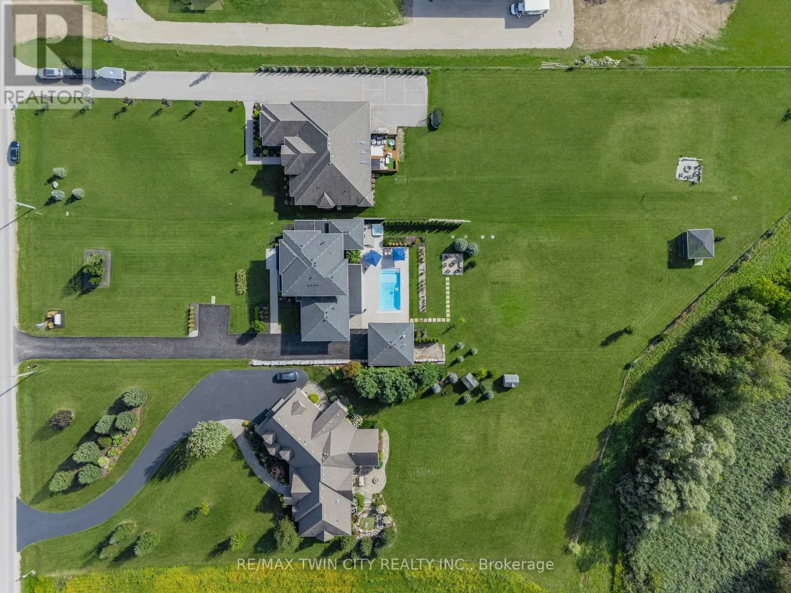 1826 MOSER YOUNG ROAD