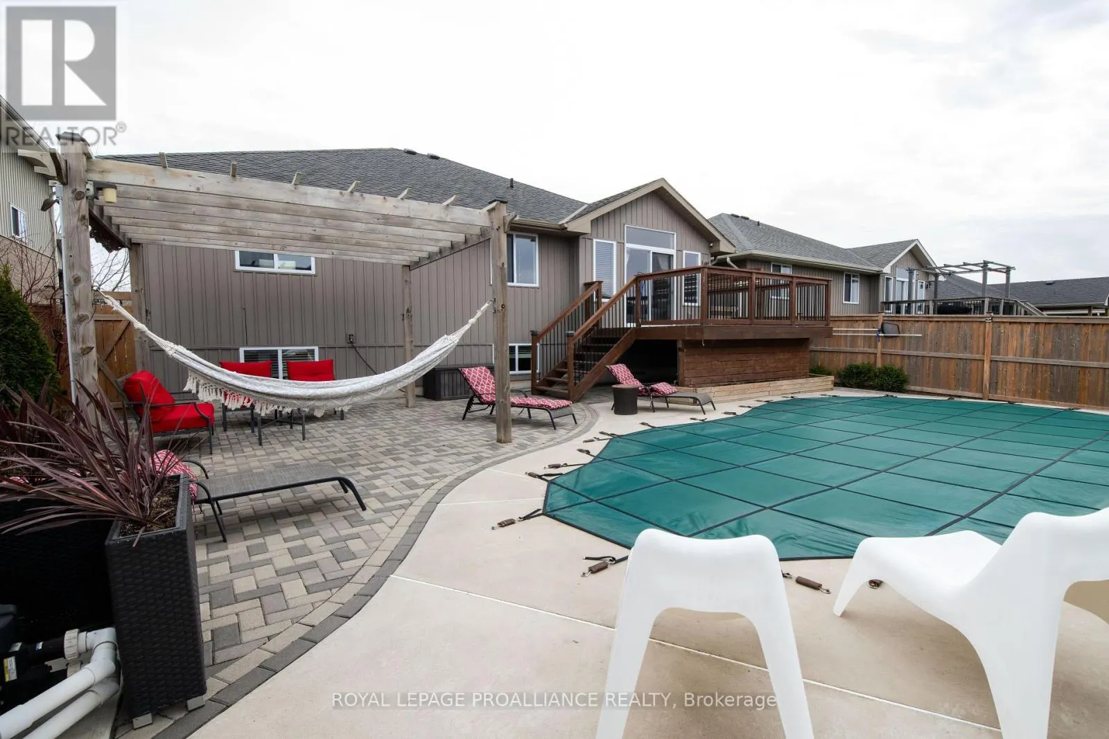 28 BUTTERNUT COURT