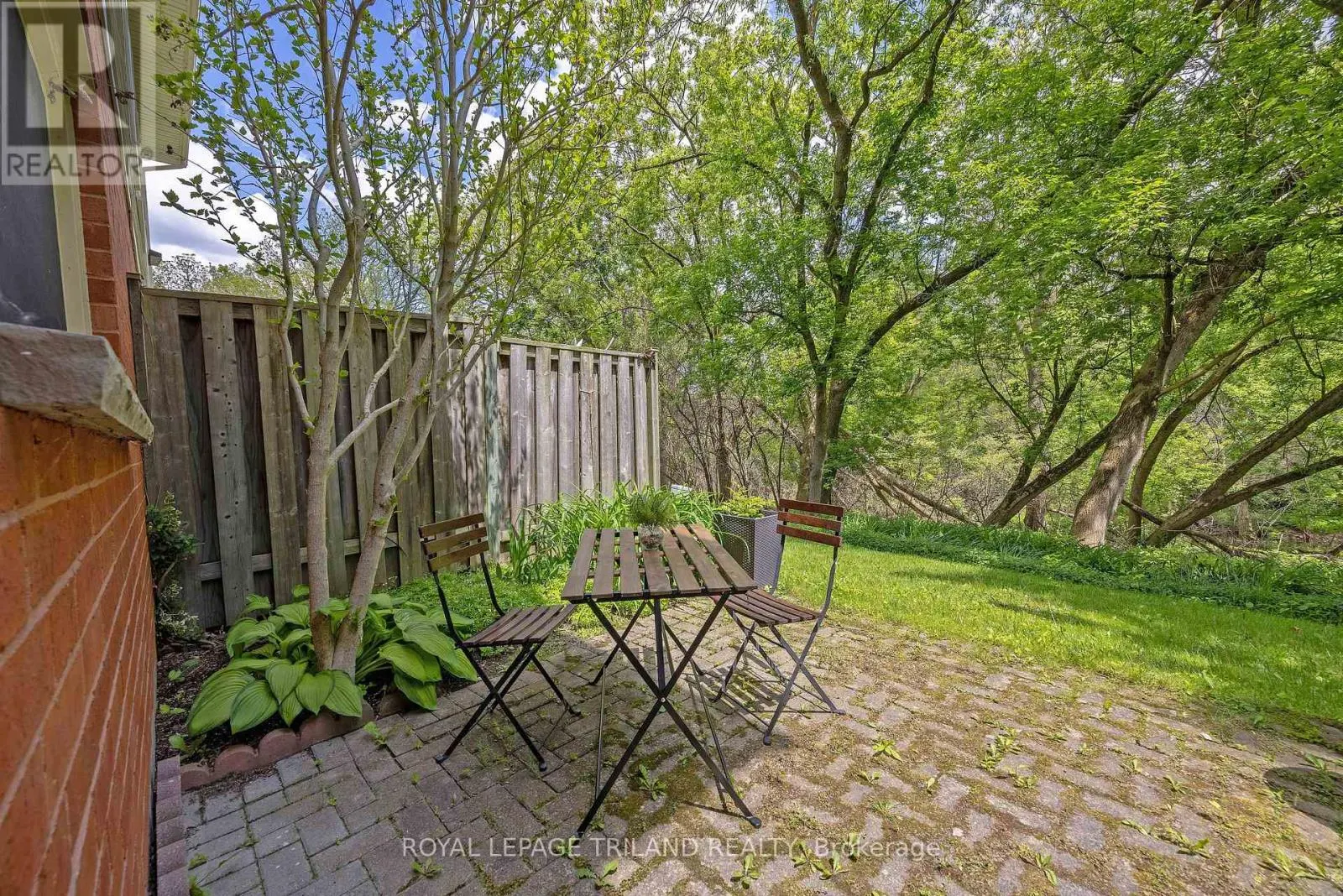 23 - 683 WINDERMERE ROAD, #23
