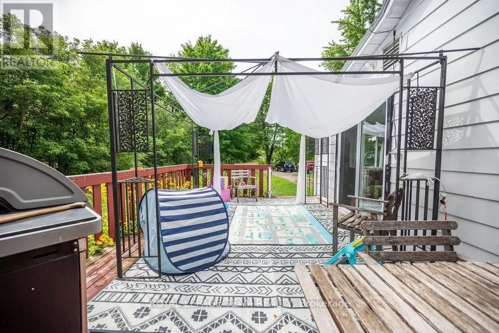 1448 PERRAULT ROAD
