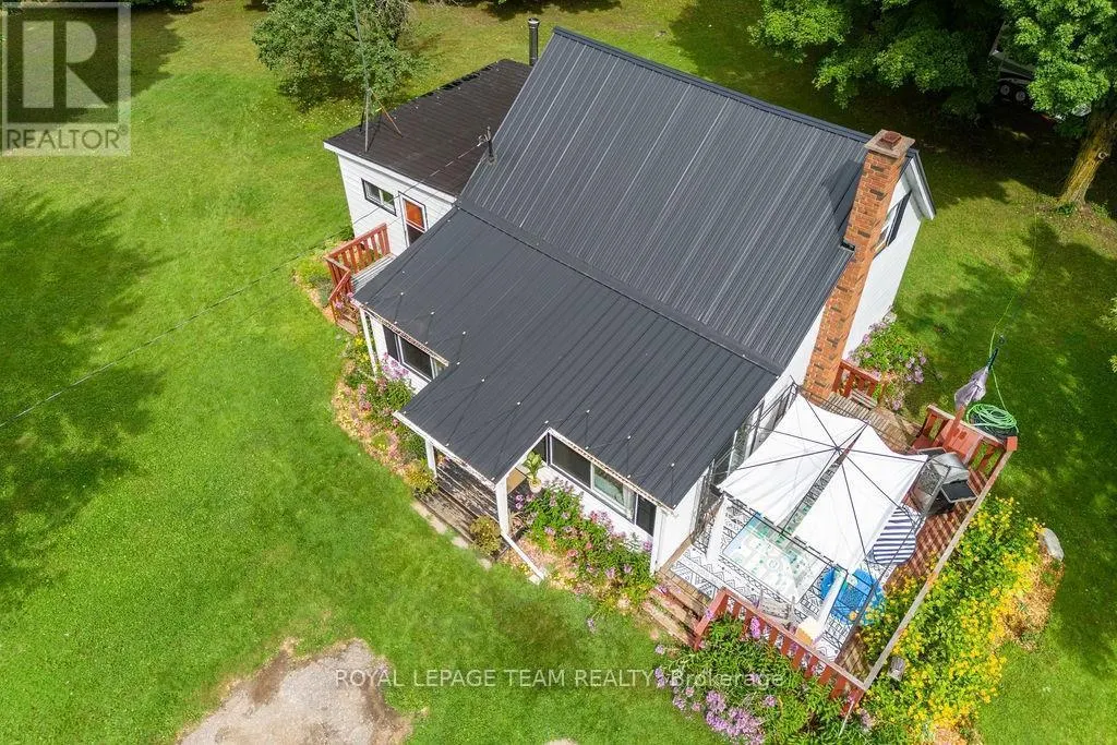1448 PERRAULT ROAD