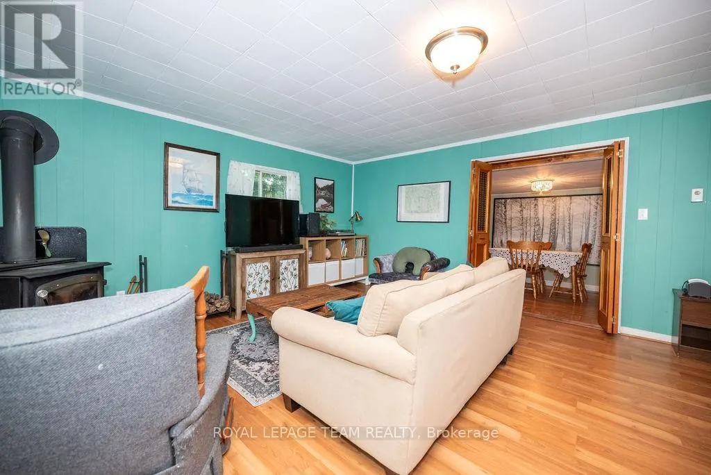 1448 PERRAULT ROAD