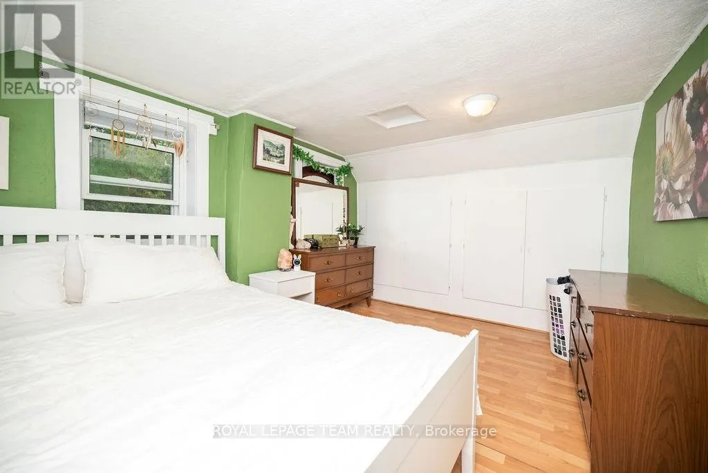 1448 PERRAULT ROAD