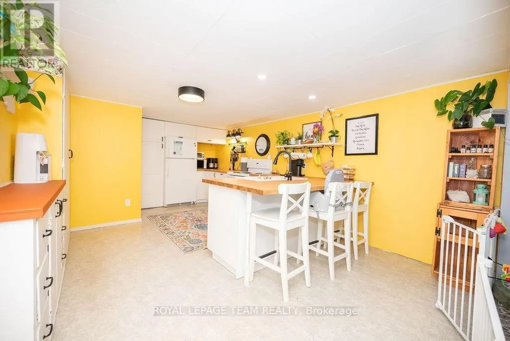 1448 PERRAULT ROAD