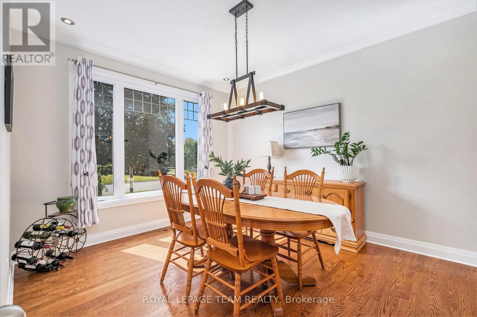 34 ROCHELLE DRIVE