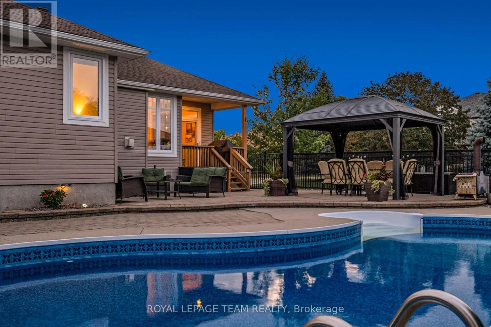 34 ROCHELLE DRIVE