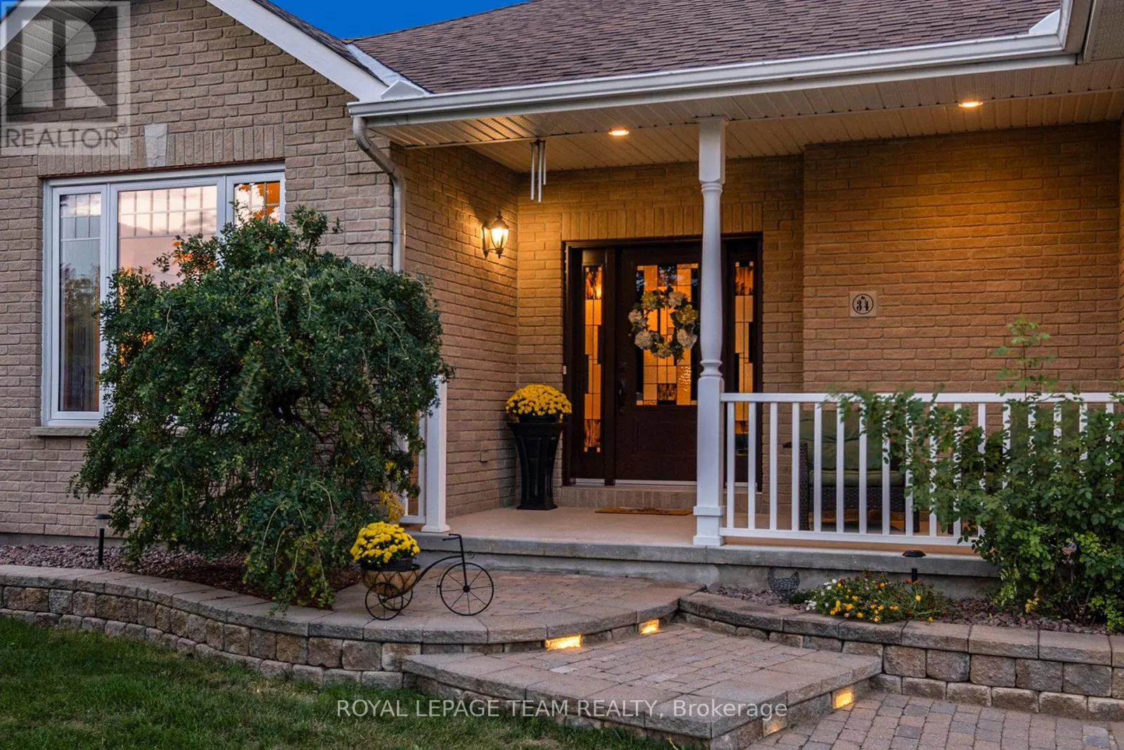 34 ROCHELLE DRIVE