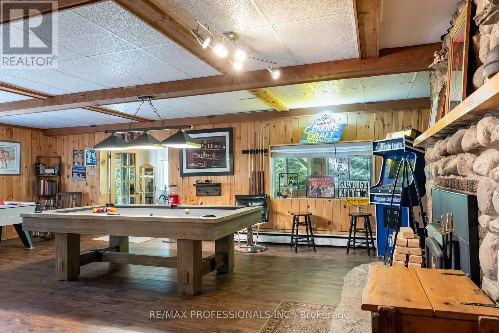 127 SOUTH LANCELOT ROAD