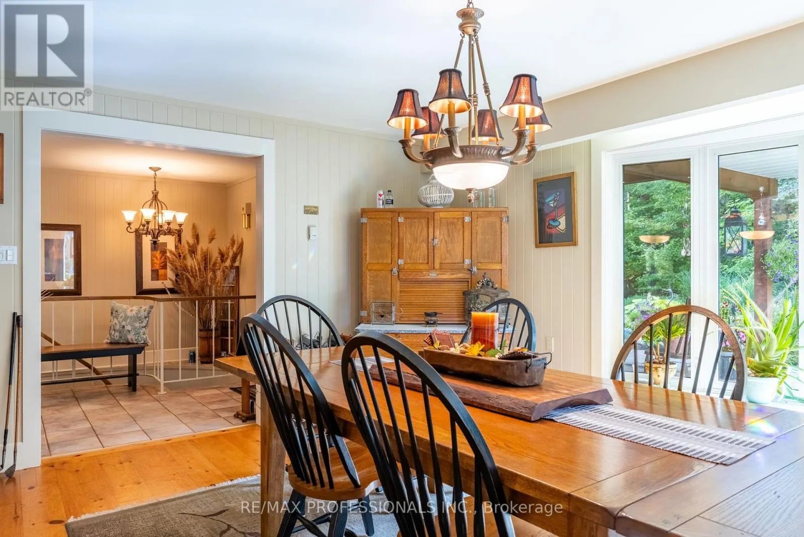 127 SOUTH LANCELOT ROAD