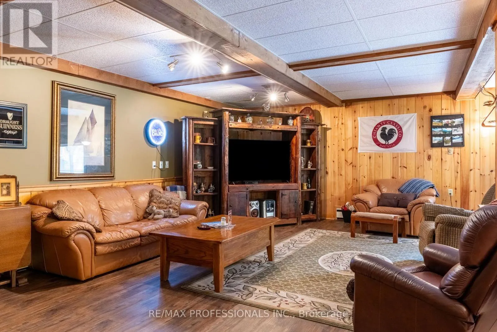 127 SOUTH LANCELOT ROAD