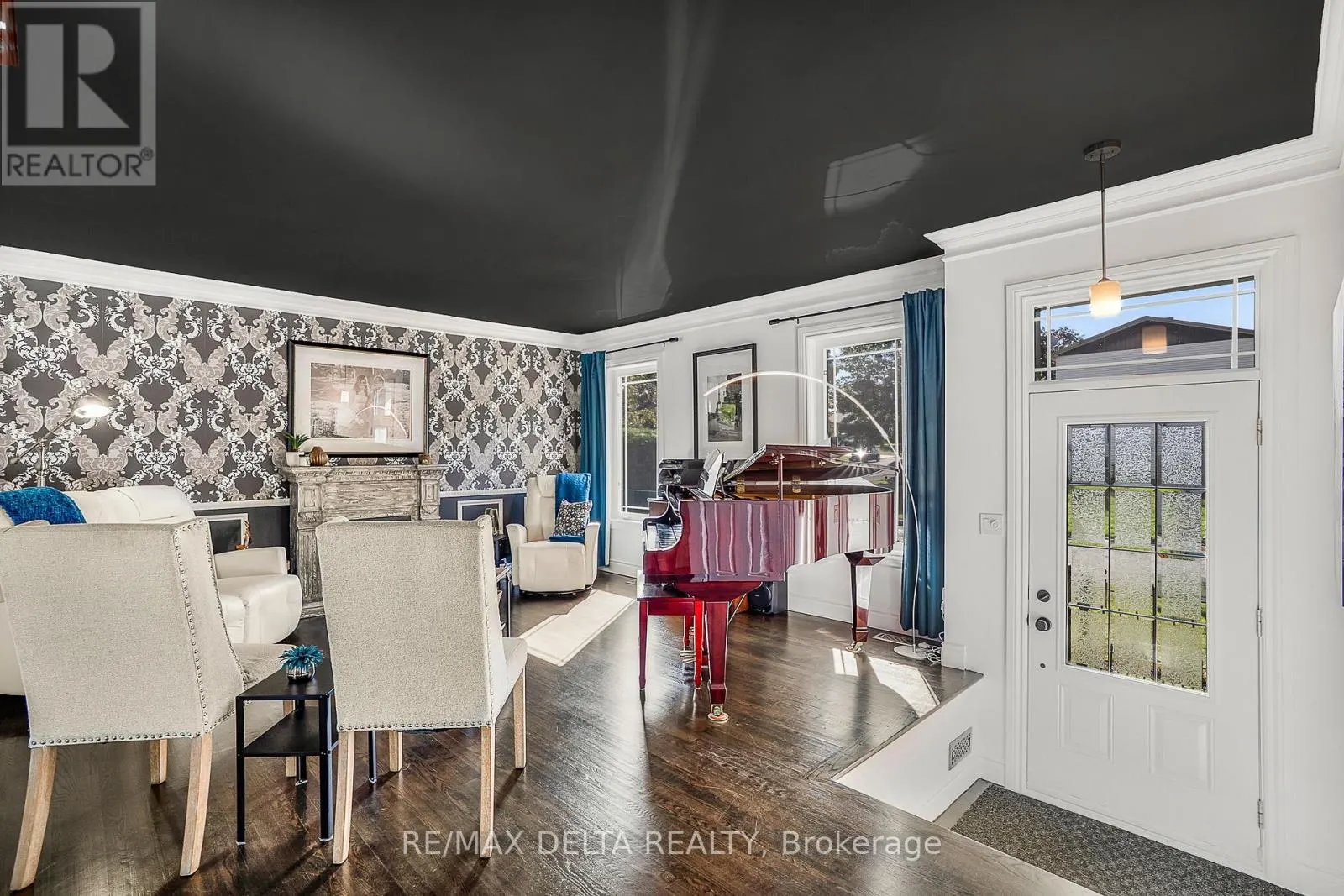 381 DALRYMPLE DRIVE