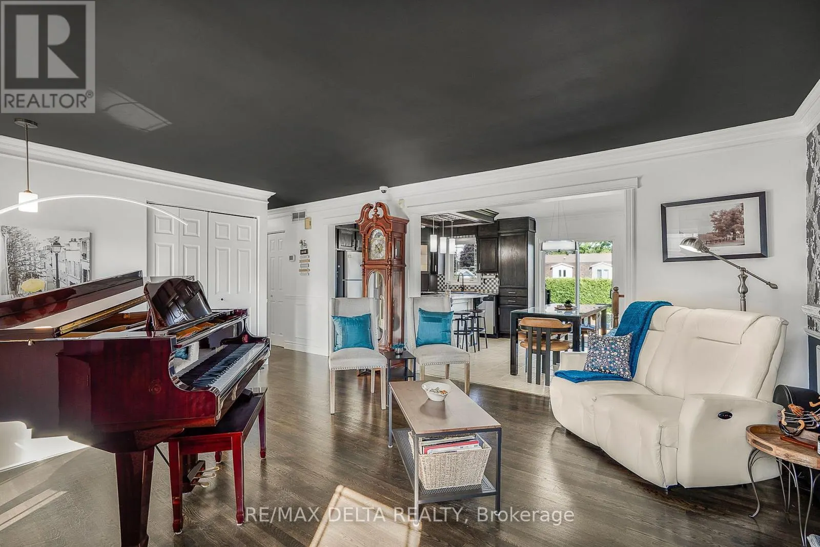 381 DALRYMPLE DRIVE