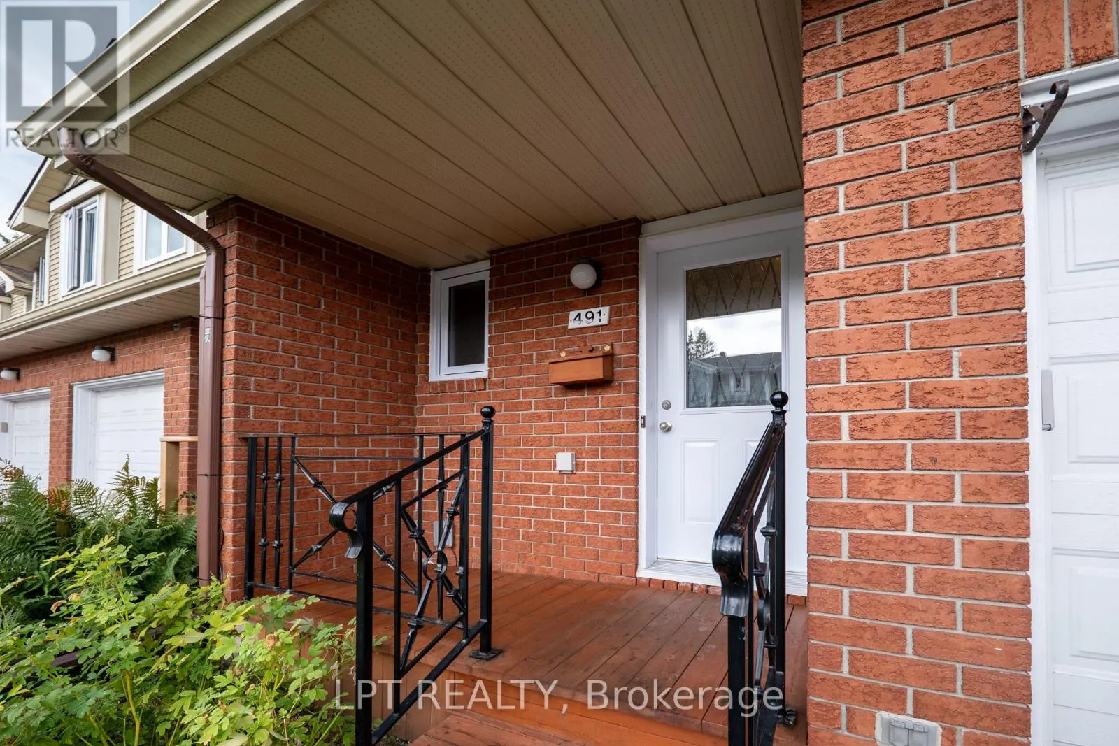 491 VALADE CRESCENT