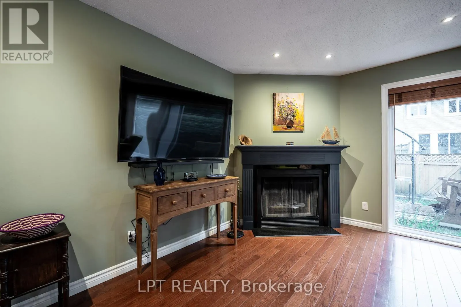 491 VALADE CRESCENT