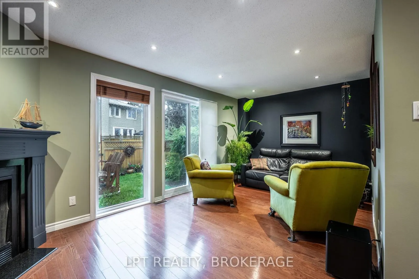 491 VALADE CRESCENT