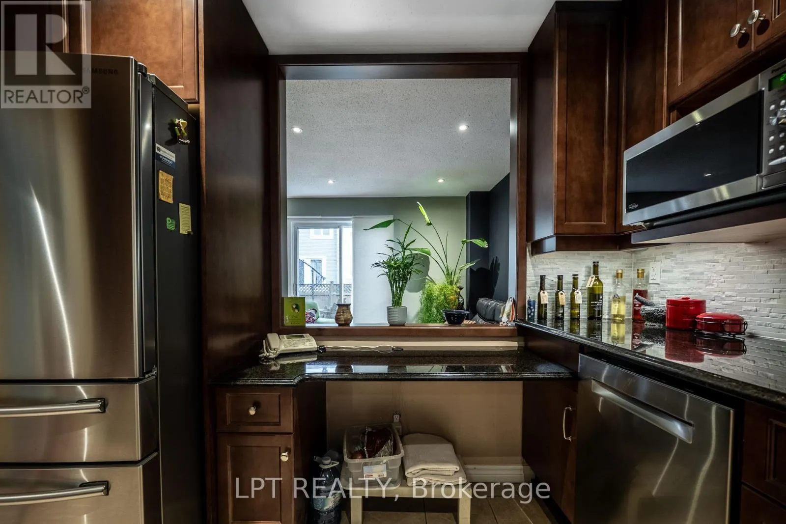 491 VALADE CRESCENT