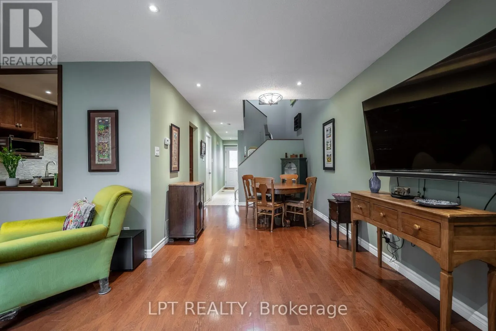 491 VALADE CRESCENT