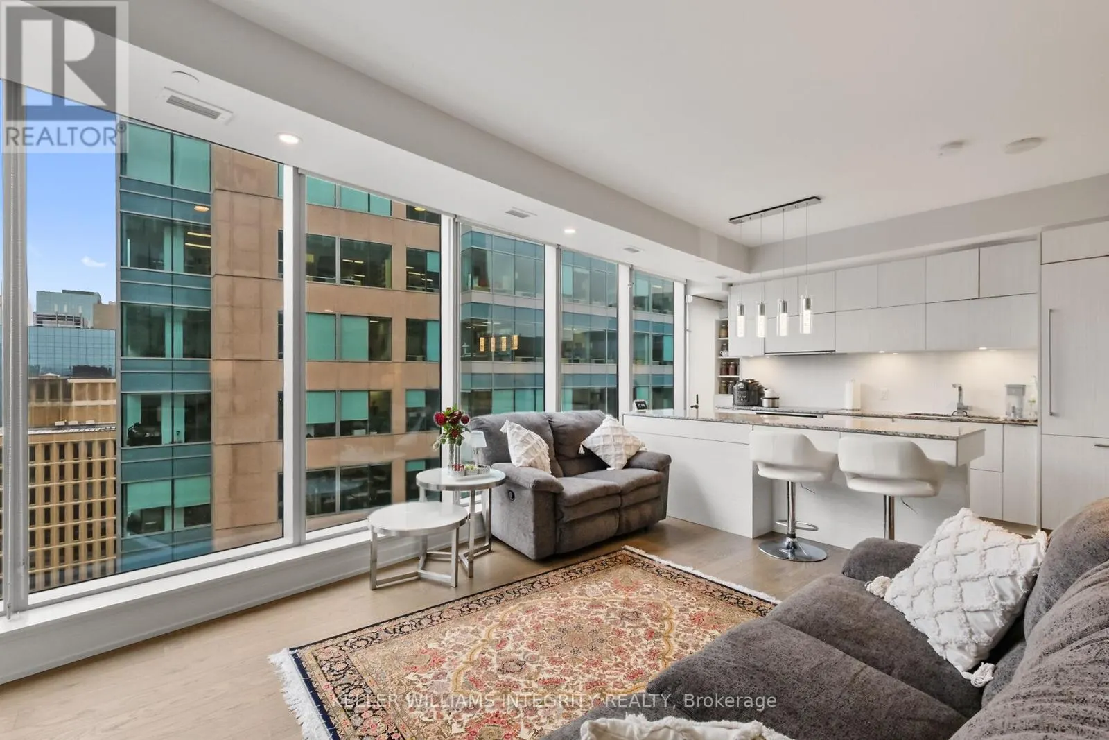 1209 - 101 QUEEN STREET