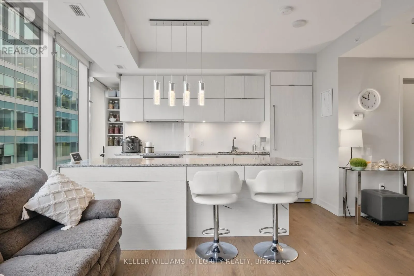 1209 - 101 QUEEN STREET