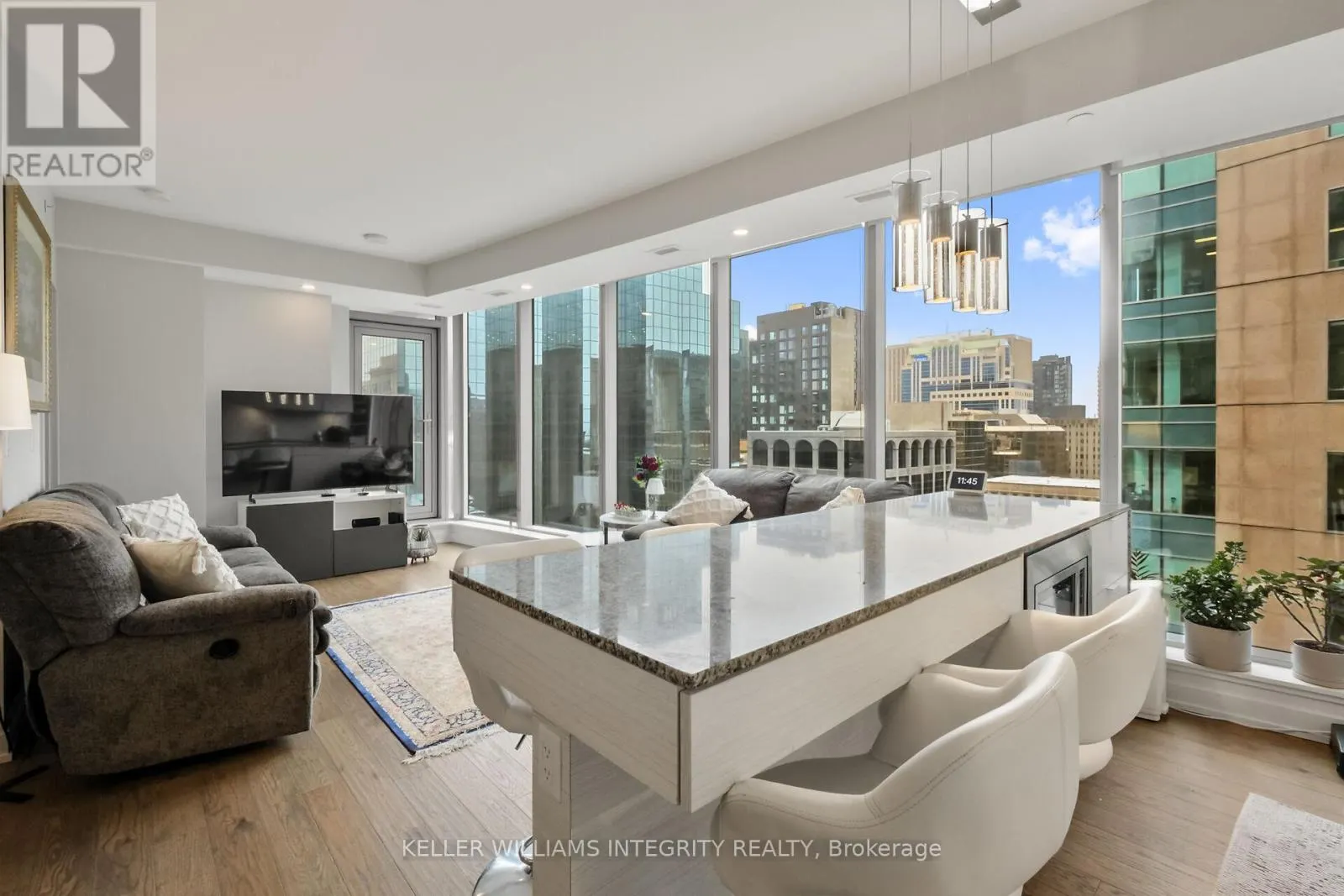 1209 - 101 QUEEN STREET