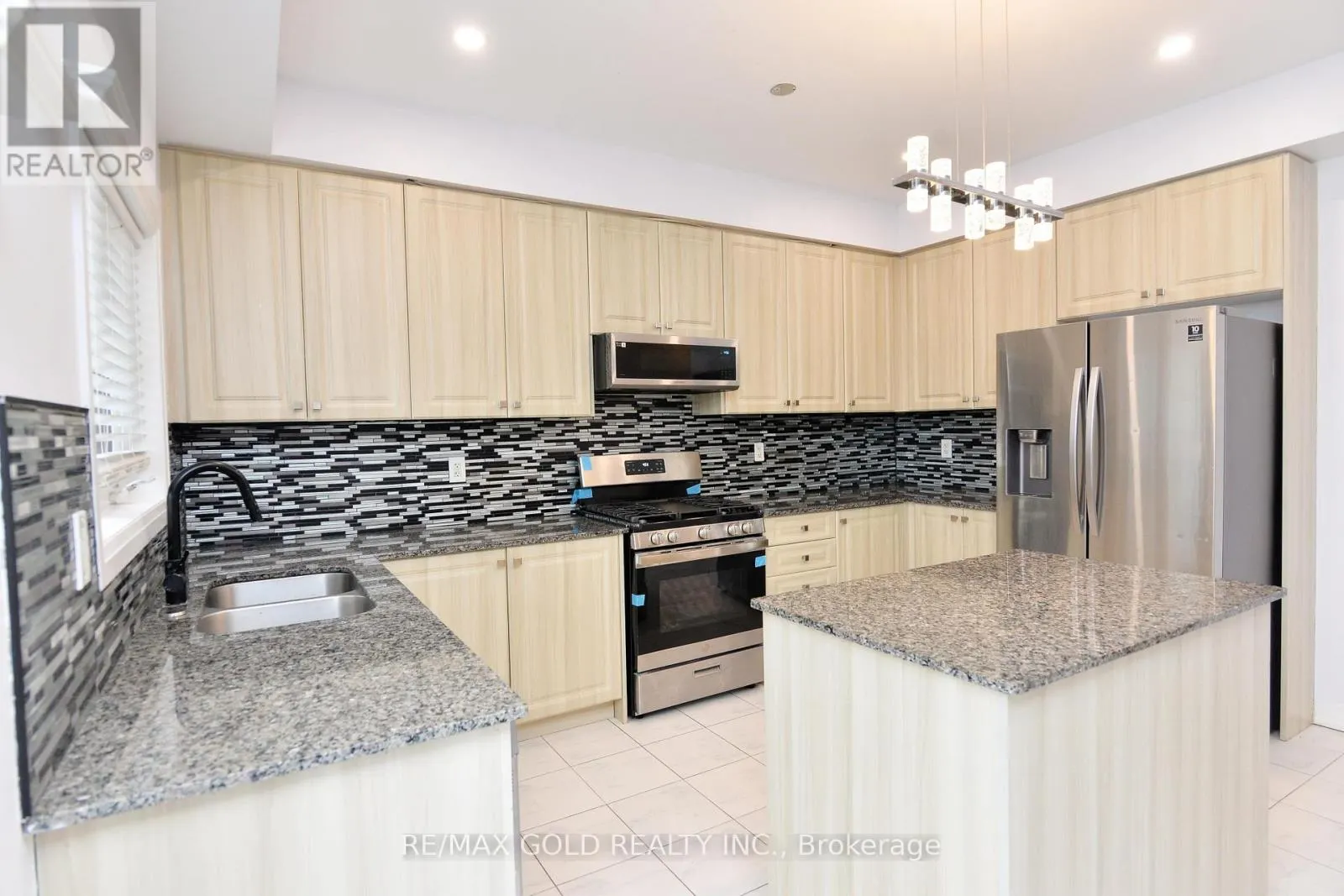 35 RAINEY DRIVE