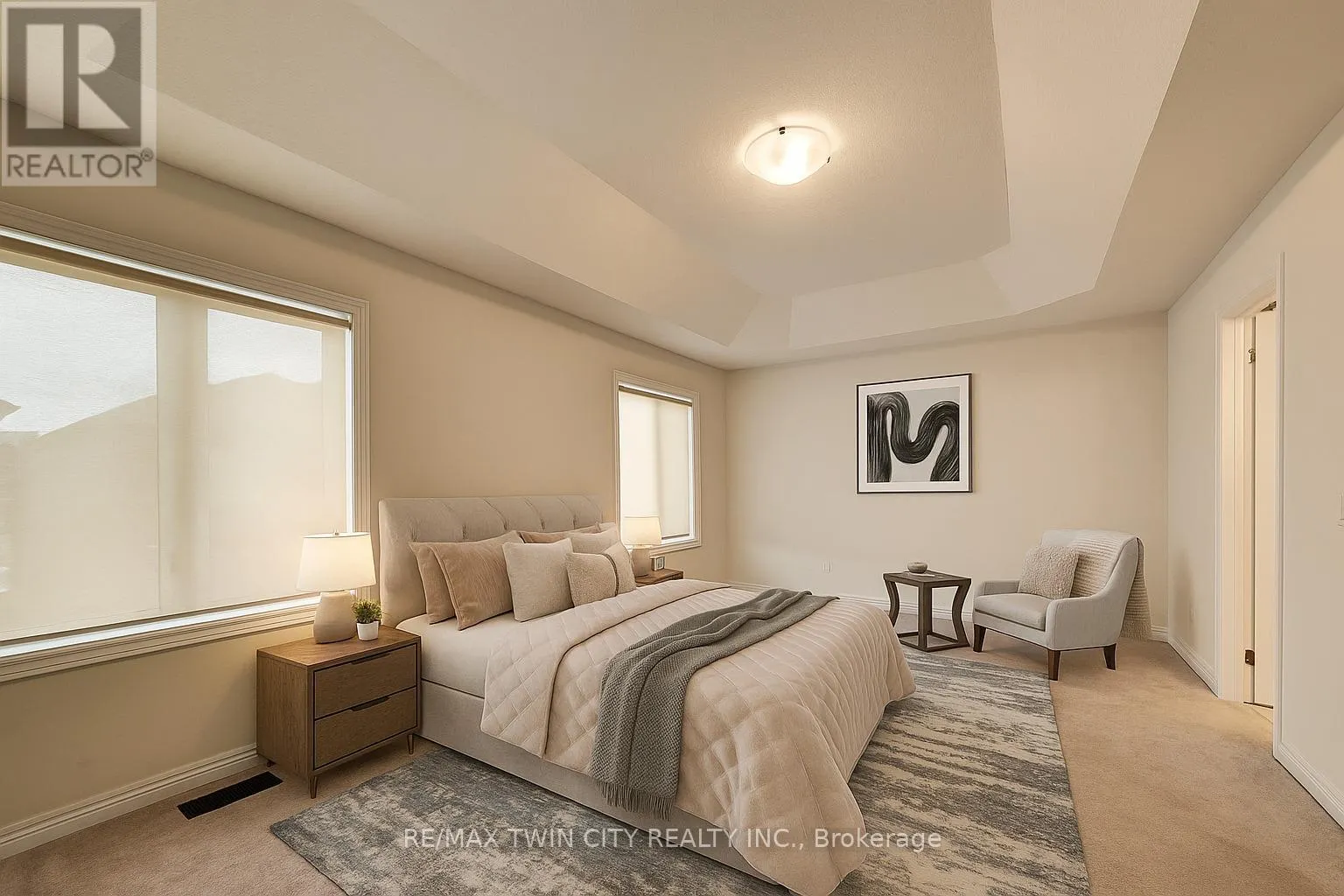 4 STONEHILL AVENUE