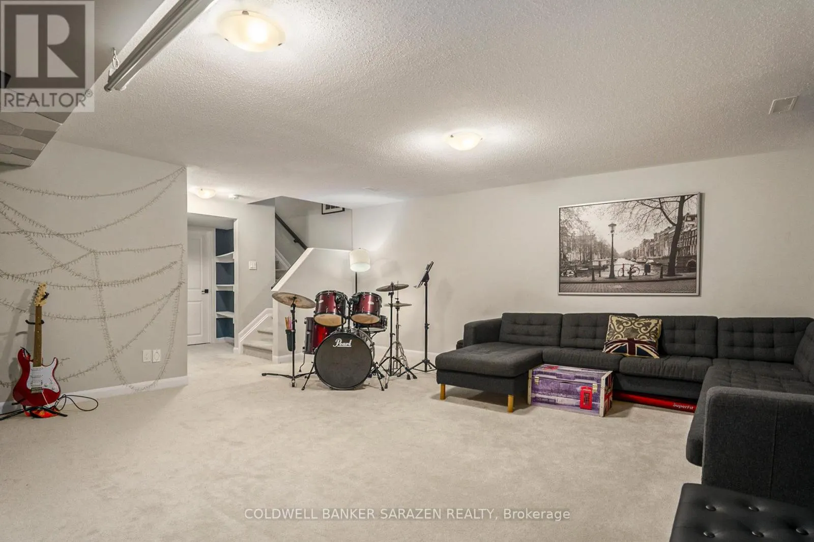 2067 CALTRA CRESCENT