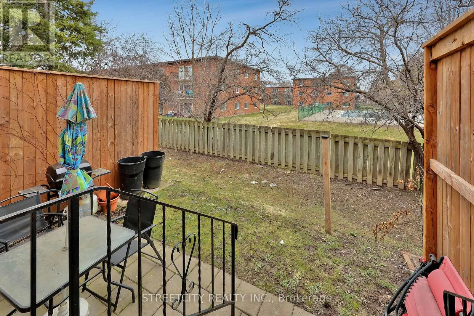 8 - 253 TAYLOR STREET, #8