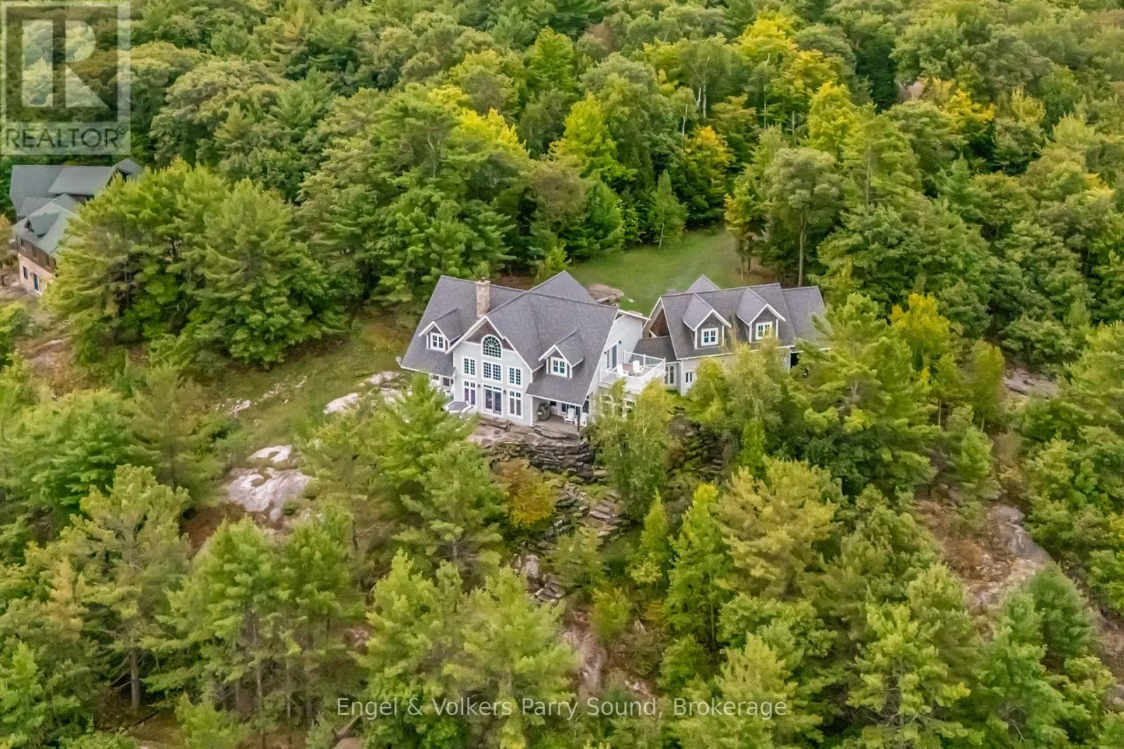 22 BEACON POINT DRIVE