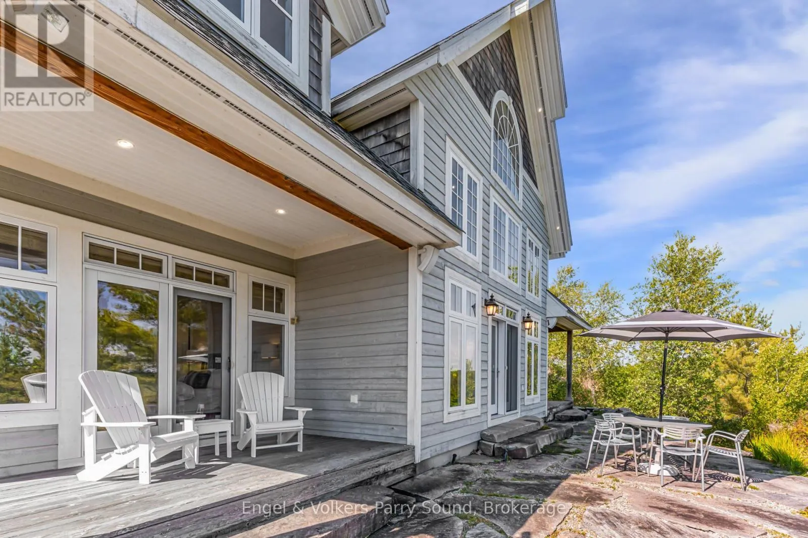 22 BEACON POINT DRIVE