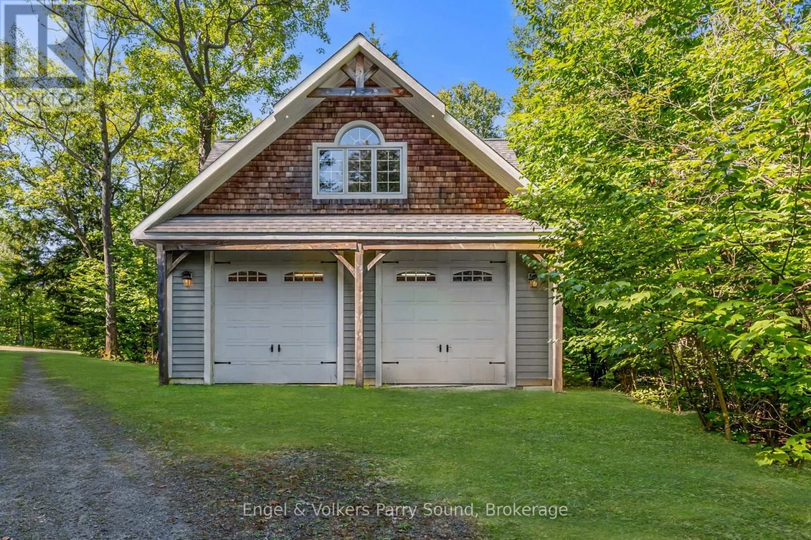 22 BEACON POINT DRIVE