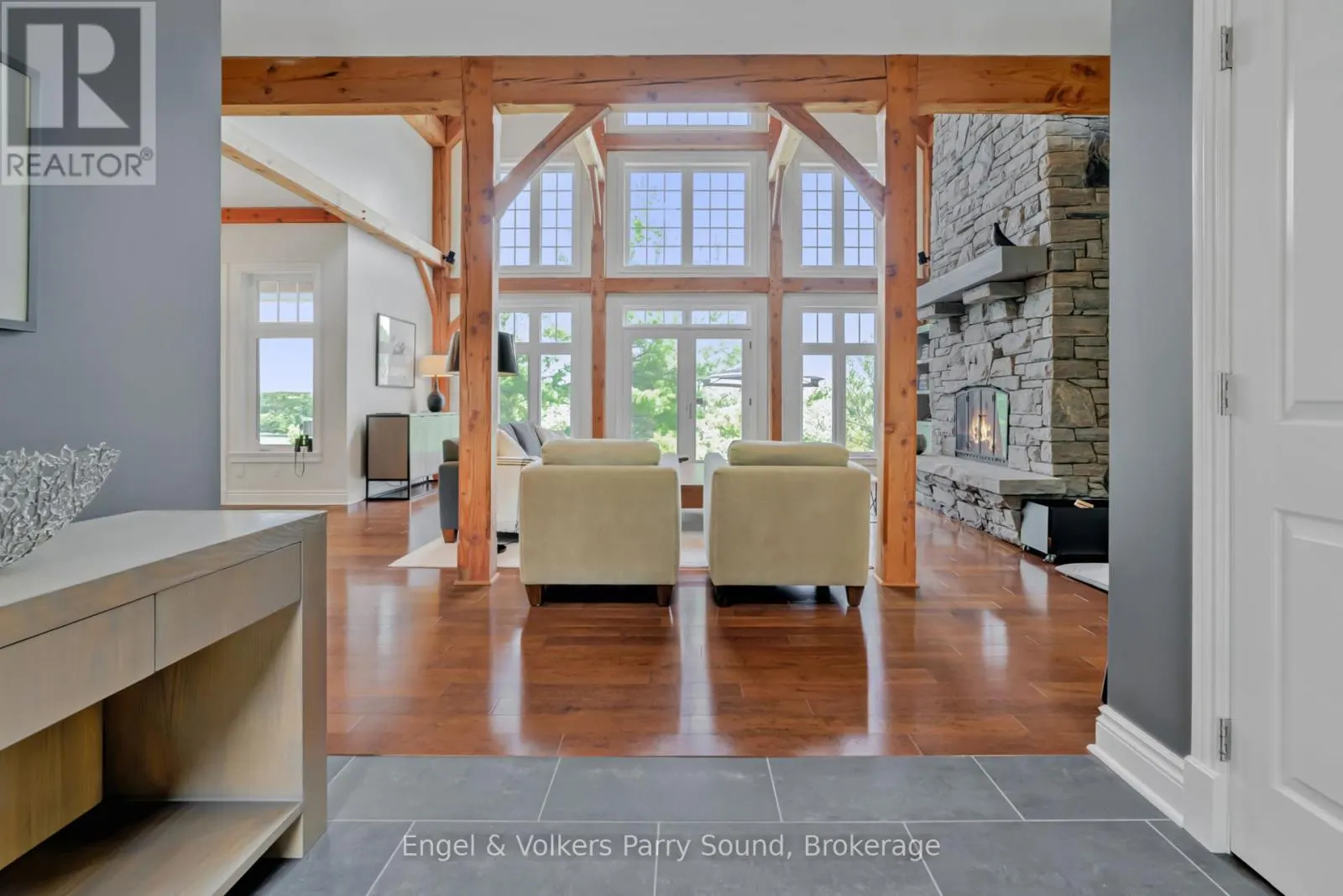 22 BEACON POINT DRIVE