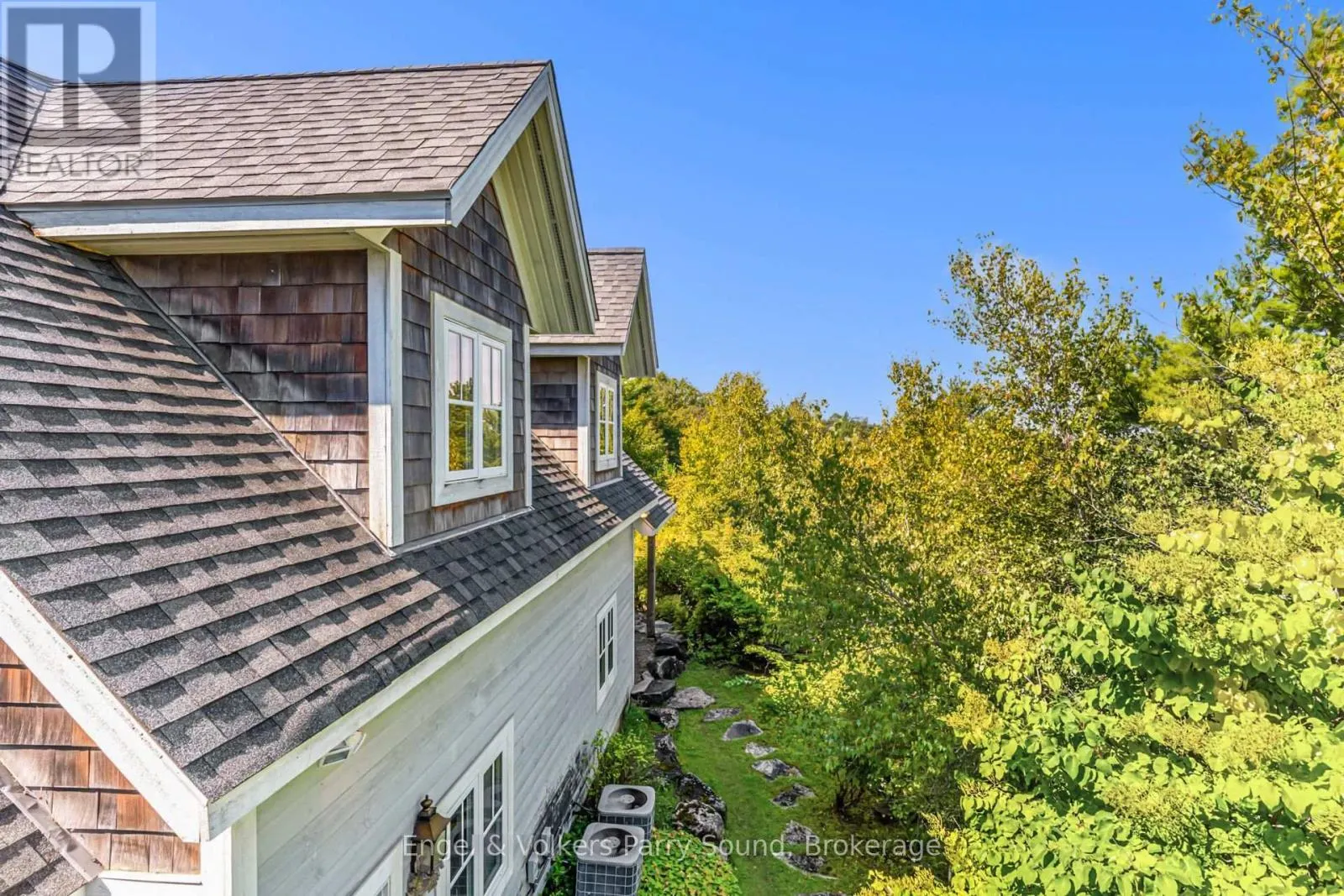22 BEACON POINT DRIVE
